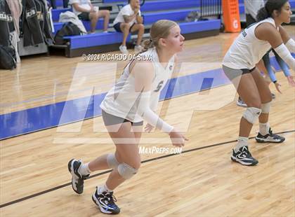 Thumbnail 2 in Bellville vs Brazoswood (Needville Tournament) photogallery.