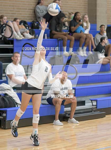 Thumbnail 2 in Bellville vs Brazoswood (Needville Tournament) photogallery.