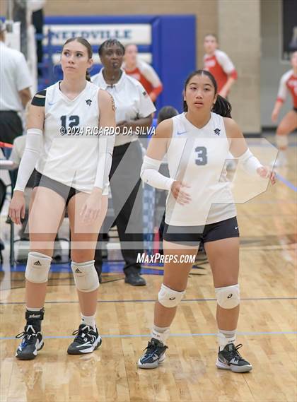 Thumbnail 1 in Bellville vs Brazoswood (Needville Tournament) photogallery.