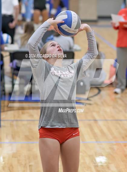 Thumbnail 3 in Bellville vs Brazoswood (Needville Tournament) photogallery.