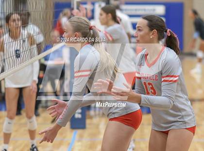 Thumbnail 3 in Bellville vs Brazoswood (Needville Tournament) photogallery.