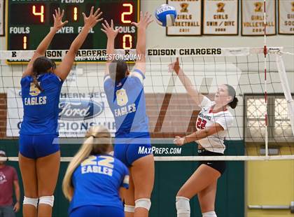 Thumbnail 2 in Murrieta Valley vs. Santa Margarita (Dave Mohs Tournament) photogallery.