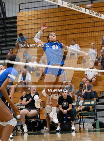 Thumbnail 1 in Murrieta Valley vs. Santa Margarita (Dave Mohs Tournament) photogallery.