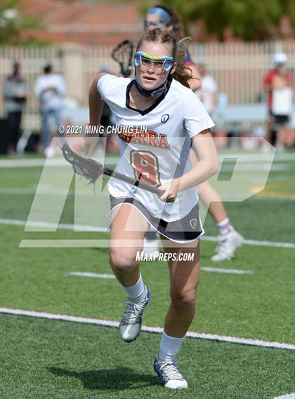 Thumbnail 2 in Tesoro @ JSerra Catholic photogallery.