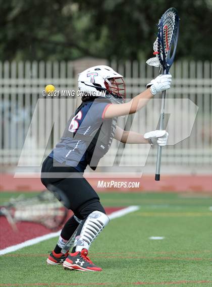 Thumbnail 1 in Tesoro @ JSerra Catholic photogallery.