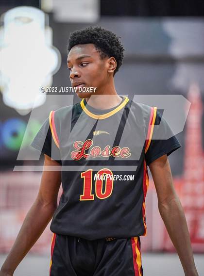Thumbnail 2 in Elko vs. Somerset Academy Losee (NIAA Class 3A State Boys Semifinal) photogallery.