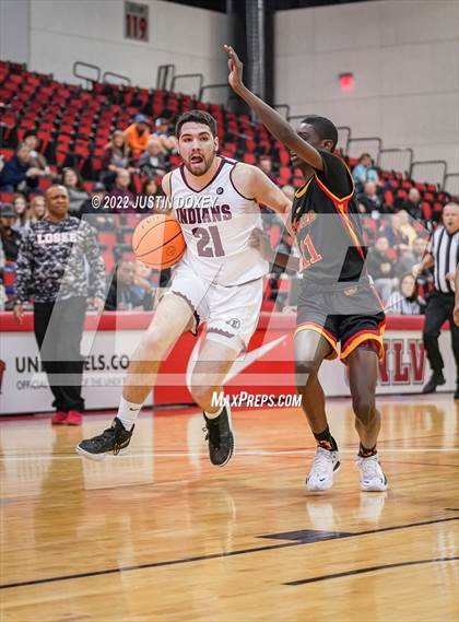 Thumbnail 3 in Elko vs. Somerset Academy Losee (NIAA Class 3A State Boys Semifinal) photogallery.