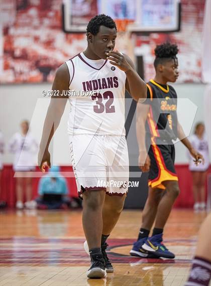 Thumbnail 1 in Elko vs. Somerset Academy Losee (NIAA Class 3A State Boys Semifinal) photogallery.
