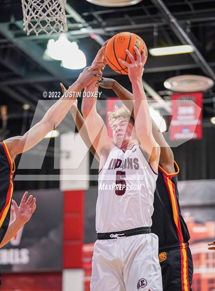 Thumbnail 2 in Elko vs. Somerset Academy Losee (NIAA Class 3A State Boys Semifinal) photogallery.
