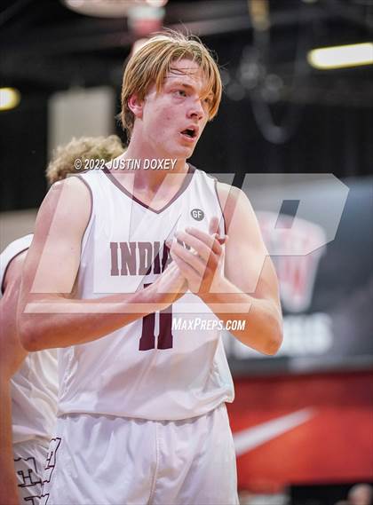 Thumbnail 3 in Elko vs. Somerset Academy Losee (NIAA Class 3A State Boys Semifinal) photogallery.