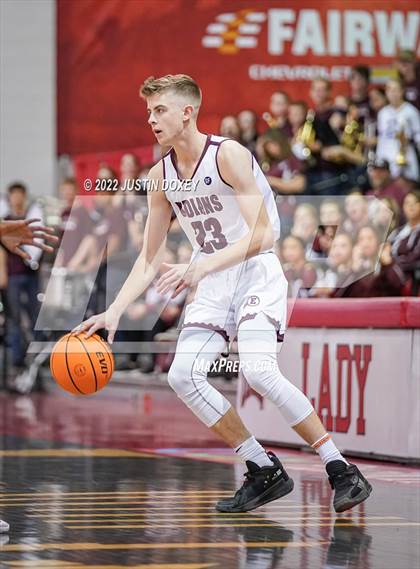 Thumbnail 2 in Elko vs. Somerset Academy Losee (NIAA Class 3A State Boys Semifinal) photogallery.