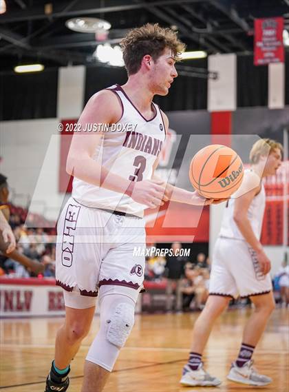 Thumbnail 3 in Elko vs. Somerset Academy Losee (NIAA Class 3A State Boys Semifinal) photogallery.