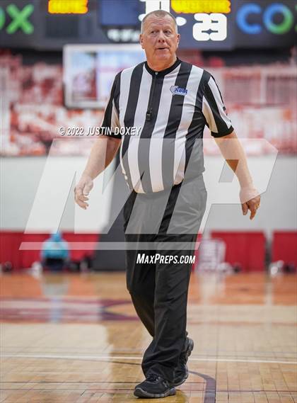 Thumbnail 1 in Elko vs. Somerset Academy Losee (NIAA Class 3A State Boys Semifinal) photogallery.