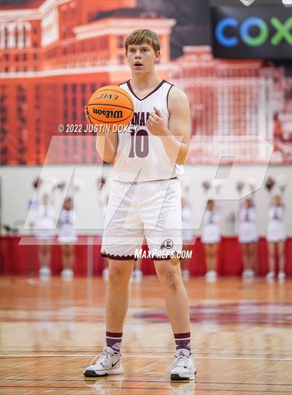Thumbnail 1 in Elko vs. Somerset Academy Losee (NIAA Class 3A State Boys Semifinal) photogallery.