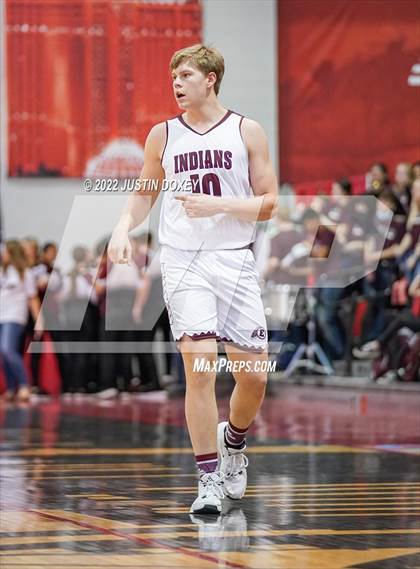 Thumbnail 2 in Elko vs. Somerset Academy Losee (NIAA Class 3A State Boys Semifinal) photogallery.