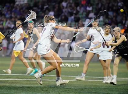 Thumbnail 3 in Mercer Island vs Issaquah (WA State Final) photogallery.