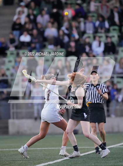Thumbnail 1 in Mercer Island vs Issaquah (WA State Final) photogallery.