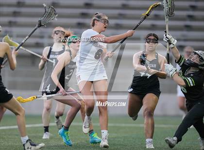 Thumbnail 2 in Mercer Island vs Issaquah (WA State Final) photogallery.