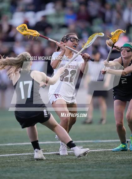 Thumbnail 1 in Mercer Island vs Issaquah (WA State Final) photogallery.