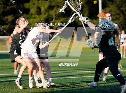 Thumbnail 3 in Mercer Island vs Issaquah (WA State Final) photogallery.