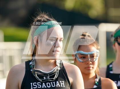 Thumbnail 3 in Mercer Island vs Issaquah (WA State Final) photogallery.