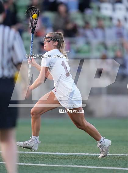 Thumbnail 1 in Mercer Island vs Issaquah (WA State Final) photogallery.