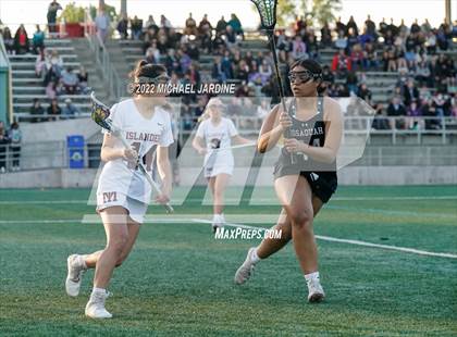 Thumbnail 2 in Mercer Island vs Issaquah (WA State Final) photogallery.