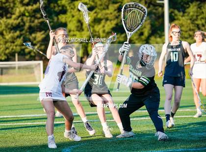 Thumbnail 3 in Mercer Island vs Issaquah (WA State Final) photogallery.