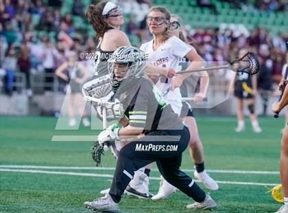 Thumbnail 2 in Mercer Island vs Issaquah (WA State Final) photogallery.