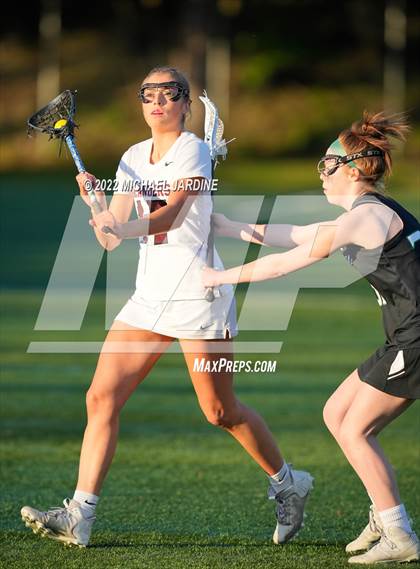 Thumbnail 3 in Mercer Island vs Issaquah (WA State Final) photogallery.