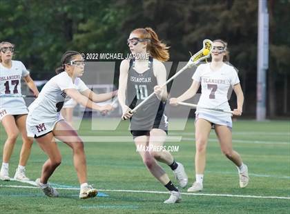 Thumbnail 1 in Mercer Island vs Issaquah (WA State Final) photogallery.