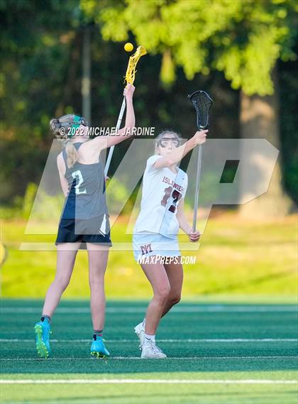 Thumbnail 2 in Mercer Island vs Issaquah (WA State Final) photogallery.