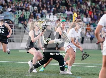 Thumbnail 2 in Mercer Island vs Issaquah (WA State Final) photogallery.