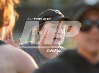 Thumbnail 2 in Mercer Island vs Issaquah (WA State Final) photogallery.
