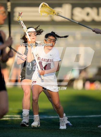 Thumbnail 3 in Mercer Island vs Issaquah (WA State Final) photogallery.