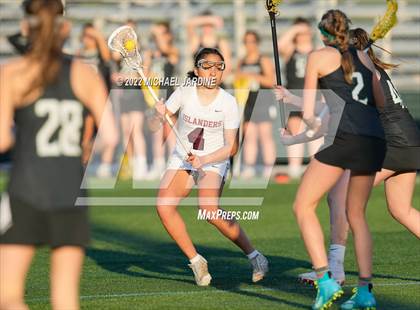Thumbnail 3 in Mercer Island vs Issaquah (WA State Final) photogallery.