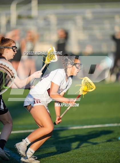 Thumbnail 2 in Mercer Island vs Issaquah (WA State Final) photogallery.