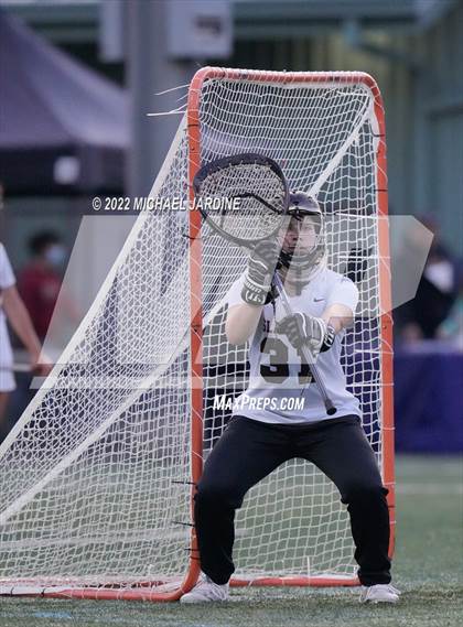 Thumbnail 1 in Mercer Island vs Issaquah (WA State Final) photogallery.