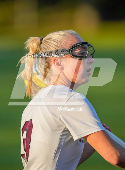 Thumbnail 1 in Mercer Island vs Issaquah (WA State Final) photogallery.