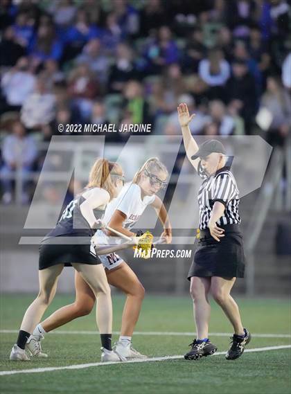 Thumbnail 3 in Mercer Island vs Issaquah (WA State Final) photogallery.
