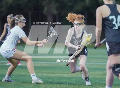 Thumbnail 3 in Mercer Island vs Issaquah (WA State Final) photogallery.