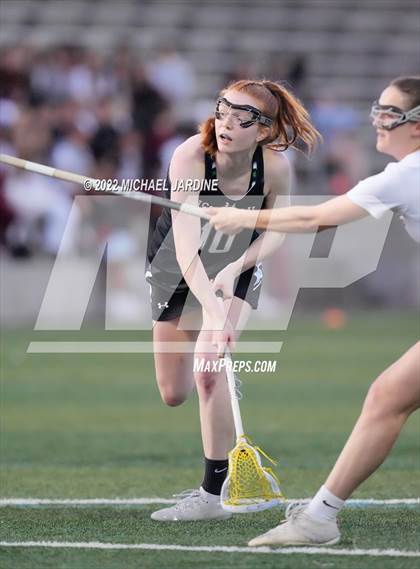Thumbnail 1 in Mercer Island vs Issaquah (WA State Final) photogallery.