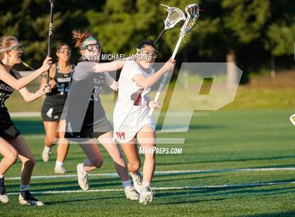 Thumbnail 2 in Mercer Island vs Issaquah (WA State Final) photogallery.