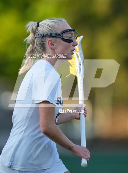 Thumbnail 2 in Mercer Island vs Issaquah (WA State Final) photogallery.