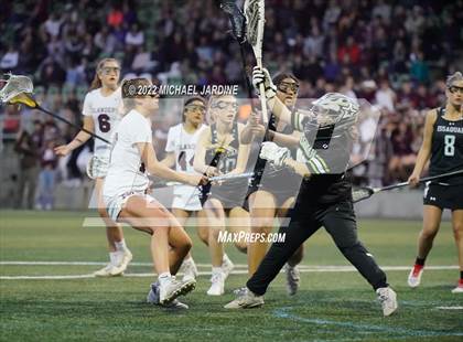 Thumbnail 2 in Mercer Island vs Issaquah (WA State Final) photogallery.