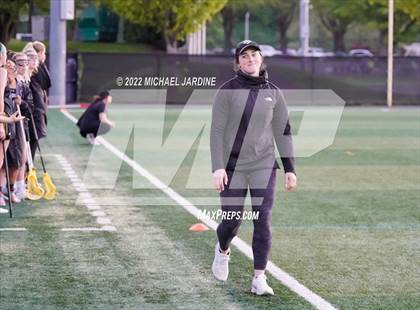 Thumbnail 3 in Mercer Island vs Issaquah (WA State Final) photogallery.
