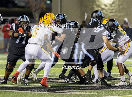 Thumbnail 1 in West Charlotte @ Hough (NCHSAA 8A Regional) photogallery.