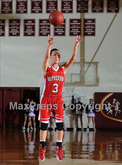 Thumbnail 1 in Buhler vs. McPherson (KSHSAA 4A Substate Semi-Final) photogallery.