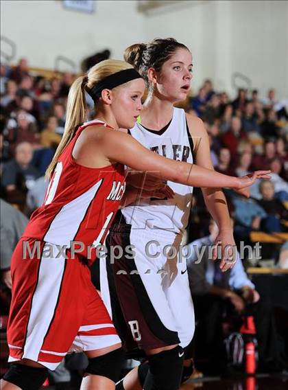Thumbnail 3 in Buhler vs. McPherson (KSHSAA 4A Substate Semi-Final) photogallery.