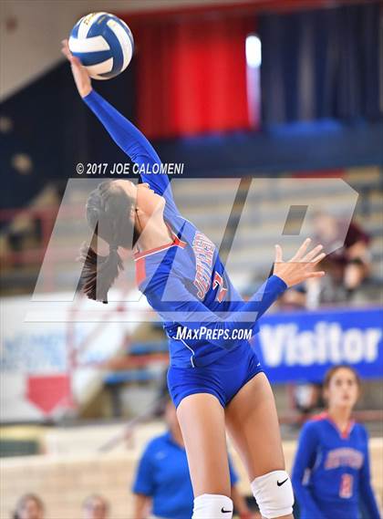 Thumbnail 1 in St. Anthony @ Jefferson photogallery.